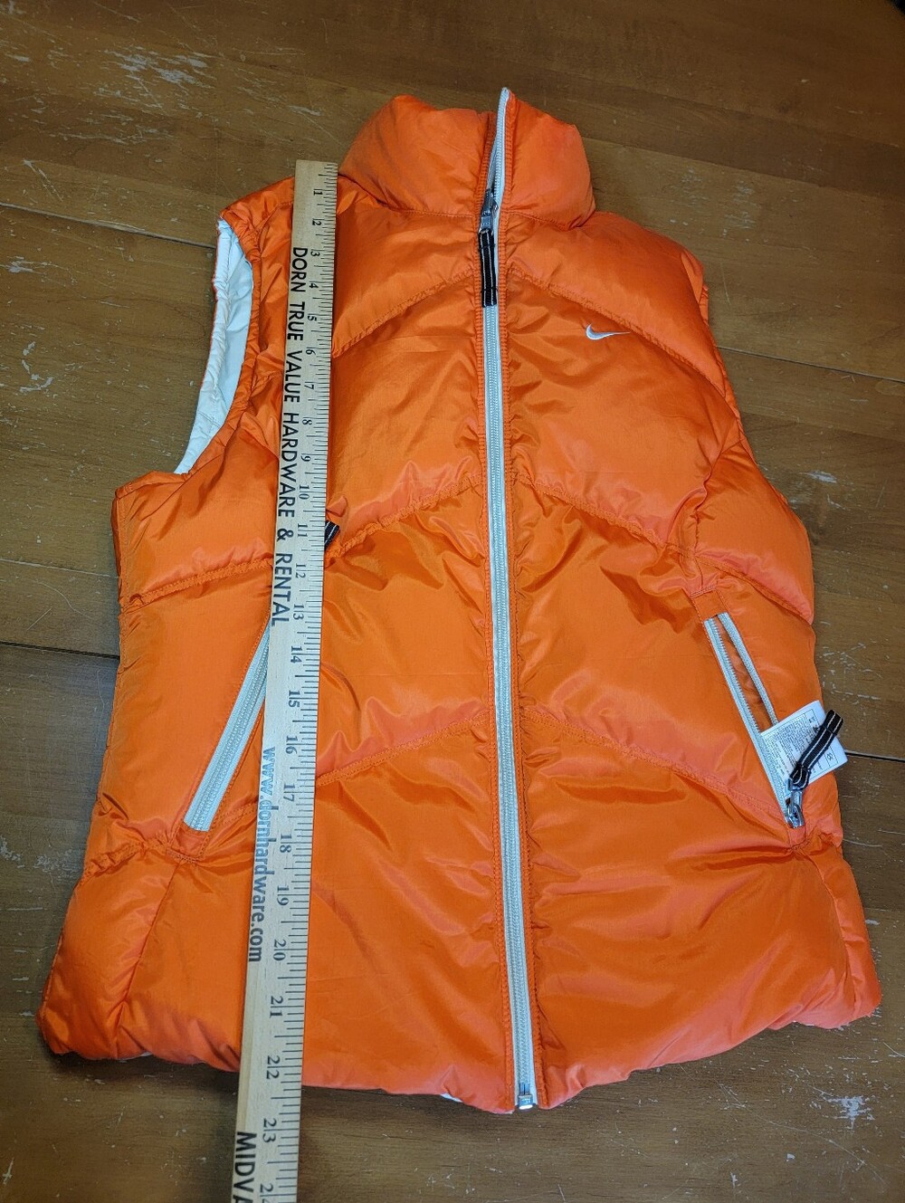 Vintage Nike Bright Orange/Cream Quilted Down Puffer Vest Reversible Size M - Picture 10 of 15